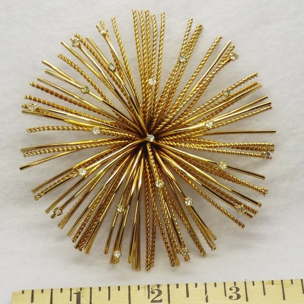 VTG  Sun Burst Brooch, Gold-tone